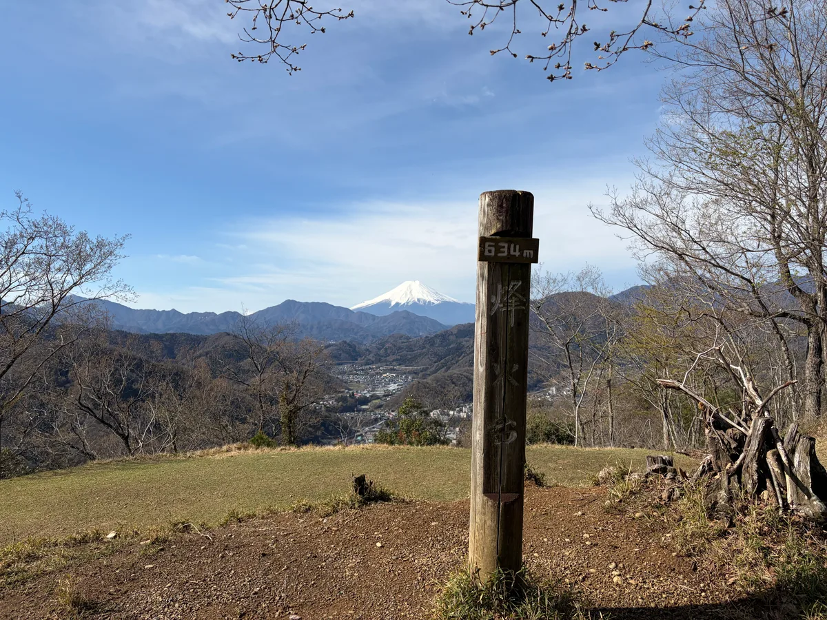 岩殿山 登山レポート｜大月の絶景ハイキングコースを歩く